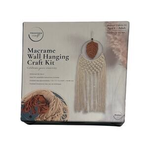 NIB Macrame Wall Hanging Craft Kit DIY Boho Home Decor